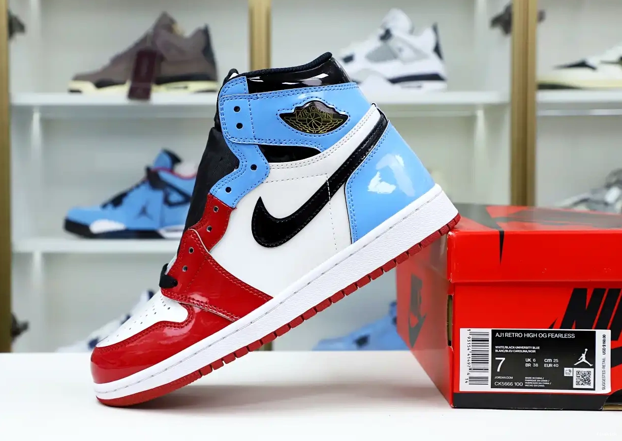 HIGH JORDAN OG AIR RETRO 1 'FEARLESS' 0324